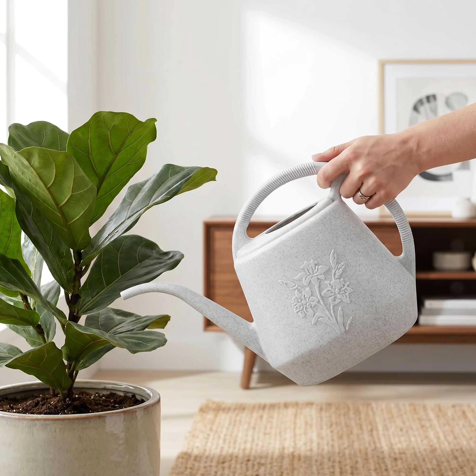 Fasmov Arrosoir en plastique de 3,8 l avec poignée confortable, arrosoir de jardin à long bec pour arroser les plantes d'intérieur et d'extérieur