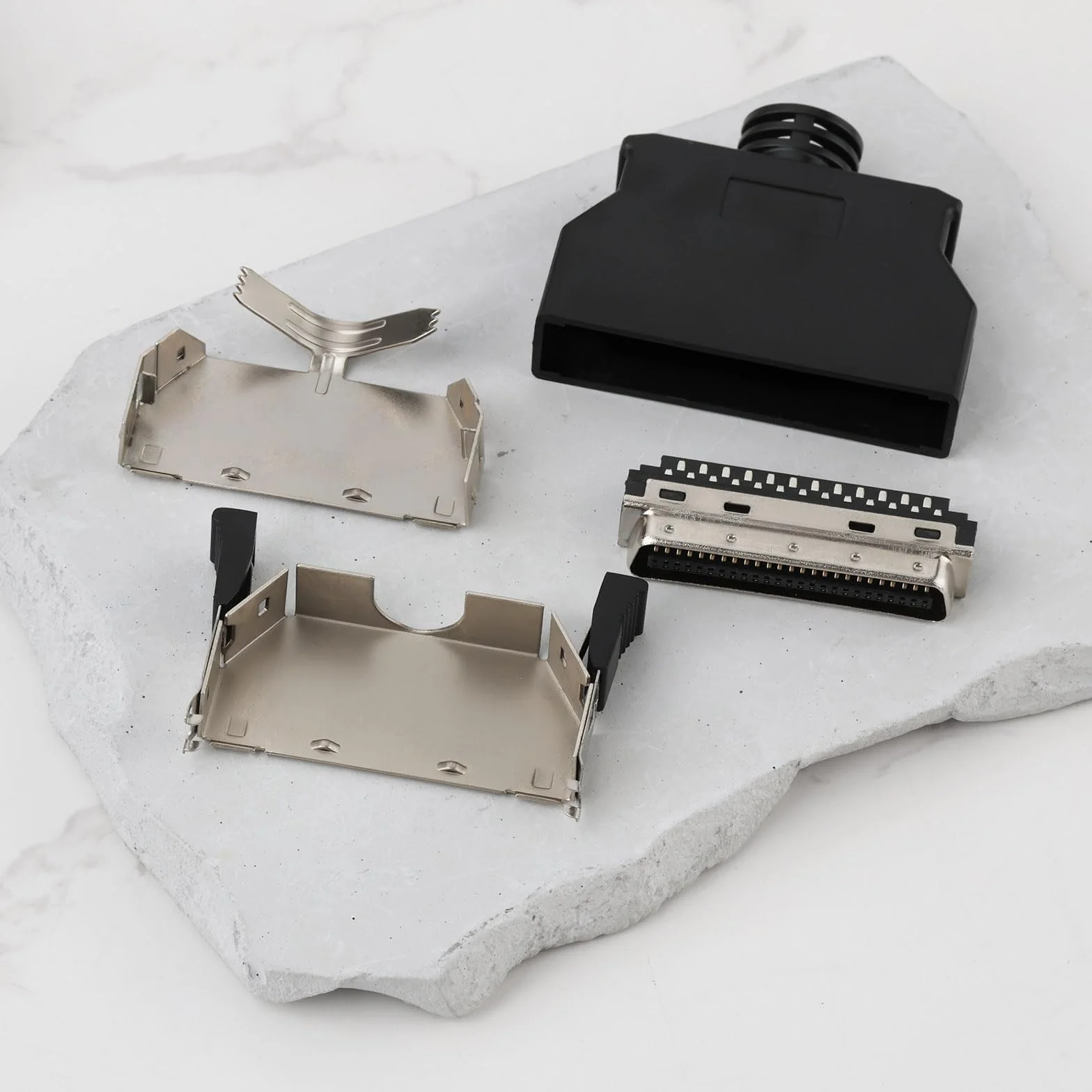 Kit de Connecteurs Mâles à Souder SCSI 50 Broches Blindé 2 Pièces