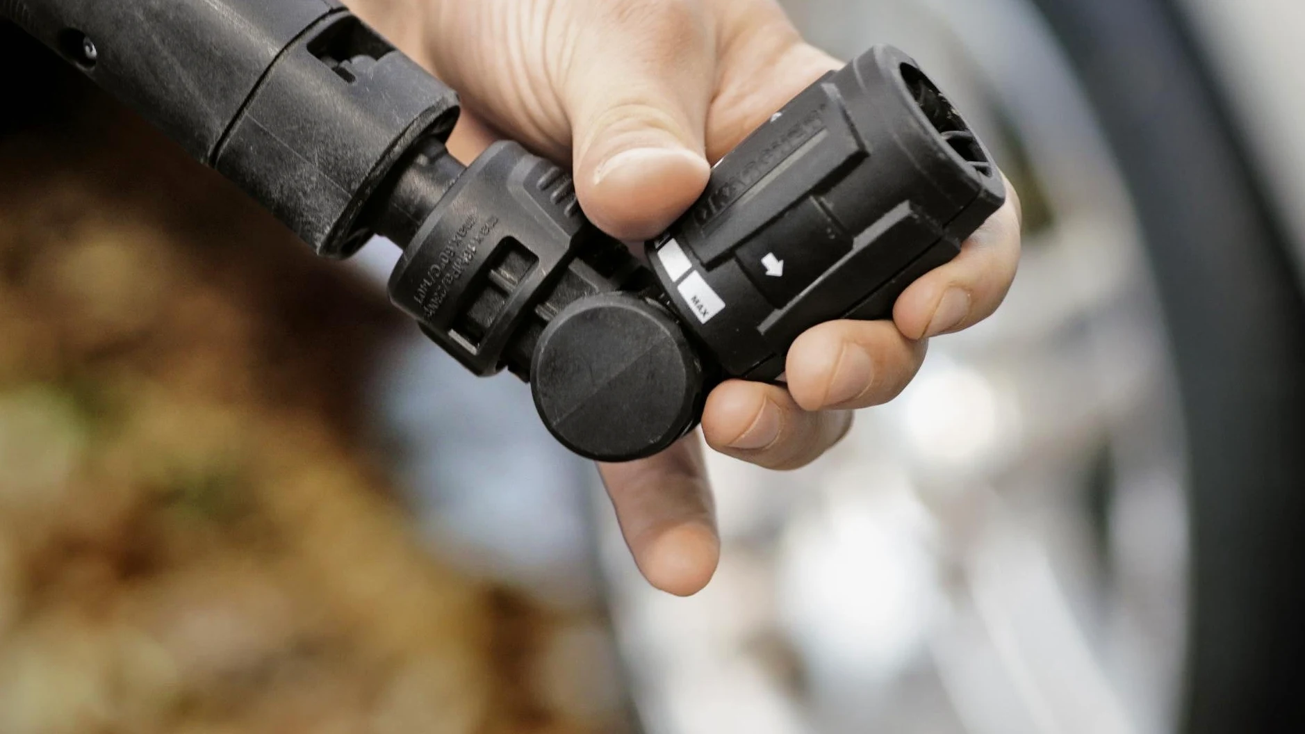 Kärcher 2.643-254.0 Lance vario power 360° pour nettoyeur haute pression K2 à K7, Noir & Filtre à eau accessoire pour nettoyeurs haute pression, Noir