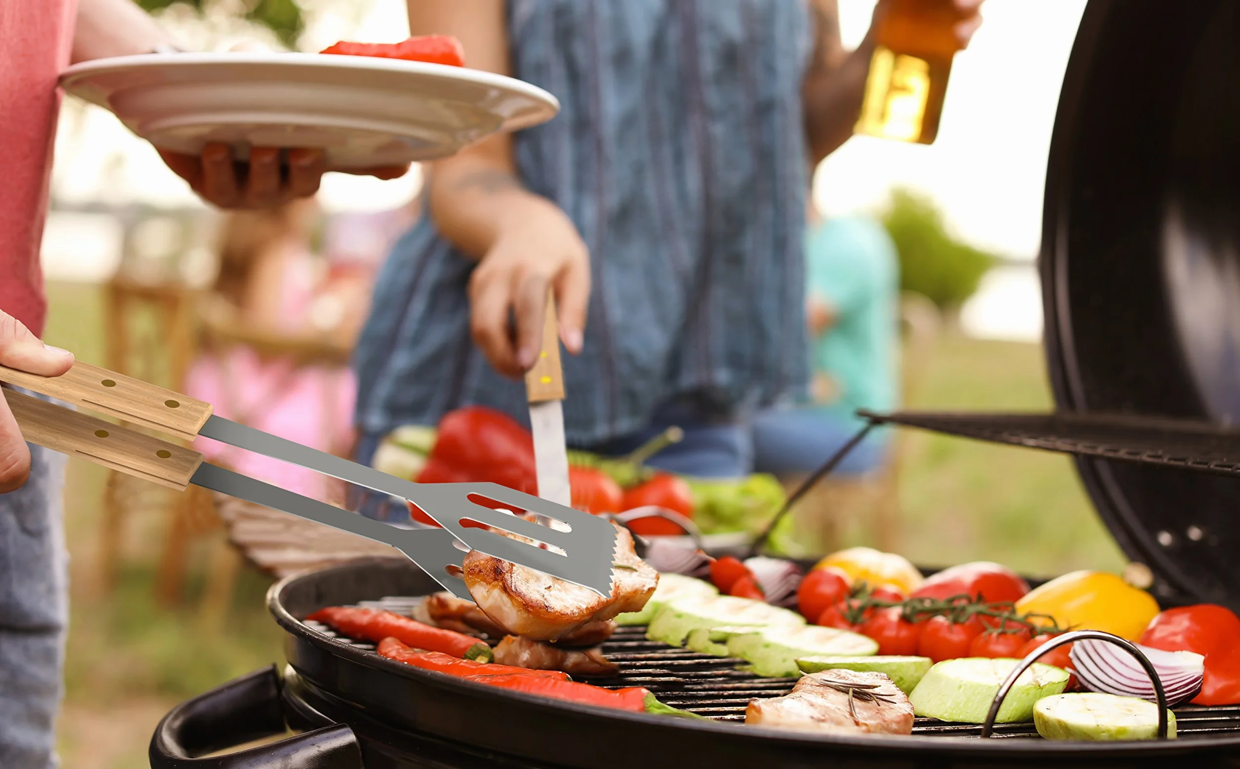 bonVIVO Ensemble Barbecue 5 Pièces, Accessoires BBQ INOX Longs Manches en Bois