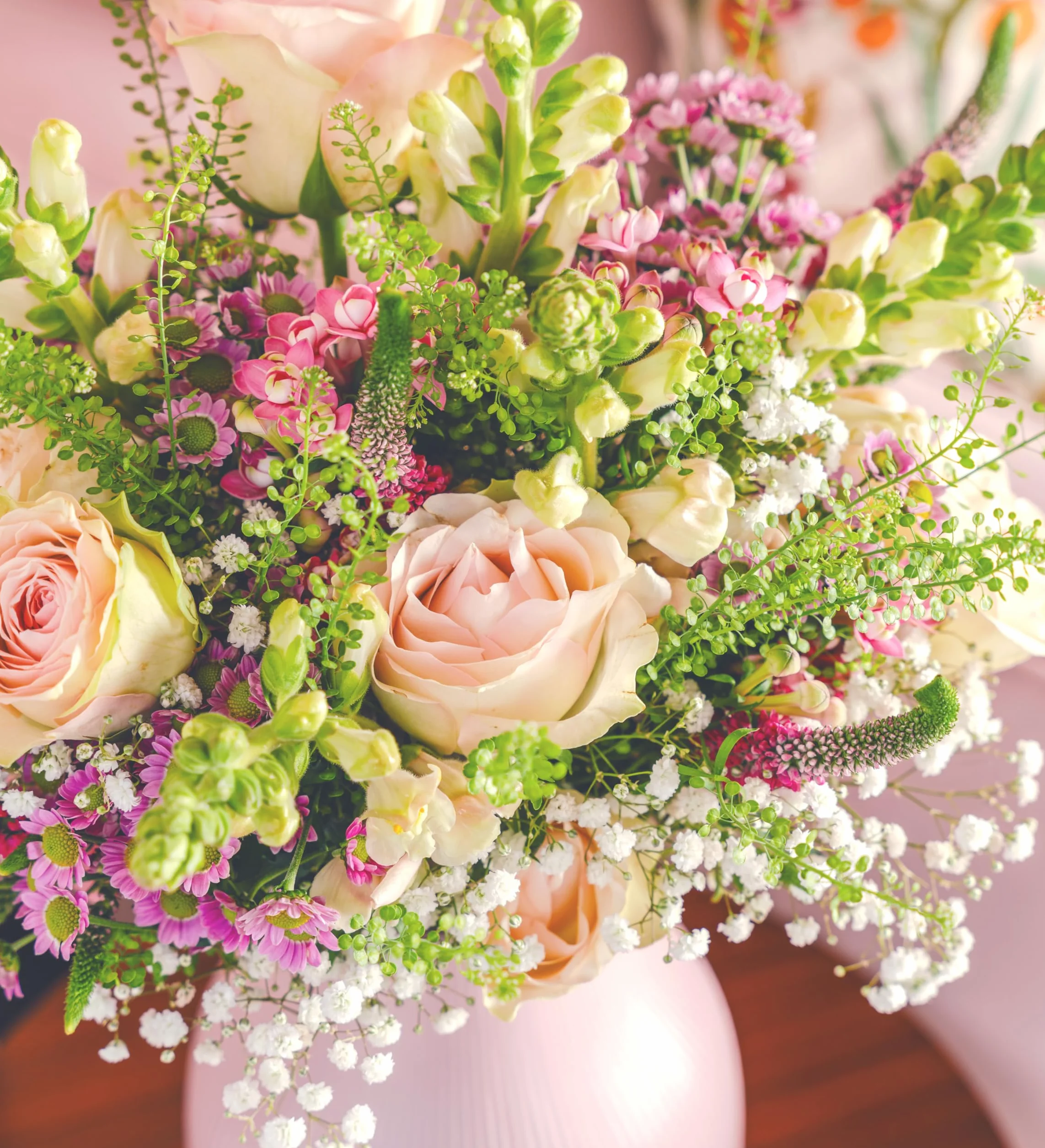 Soleil Rose Arrangement de fleurs fraîches livré en main Cadeau élégant taille M