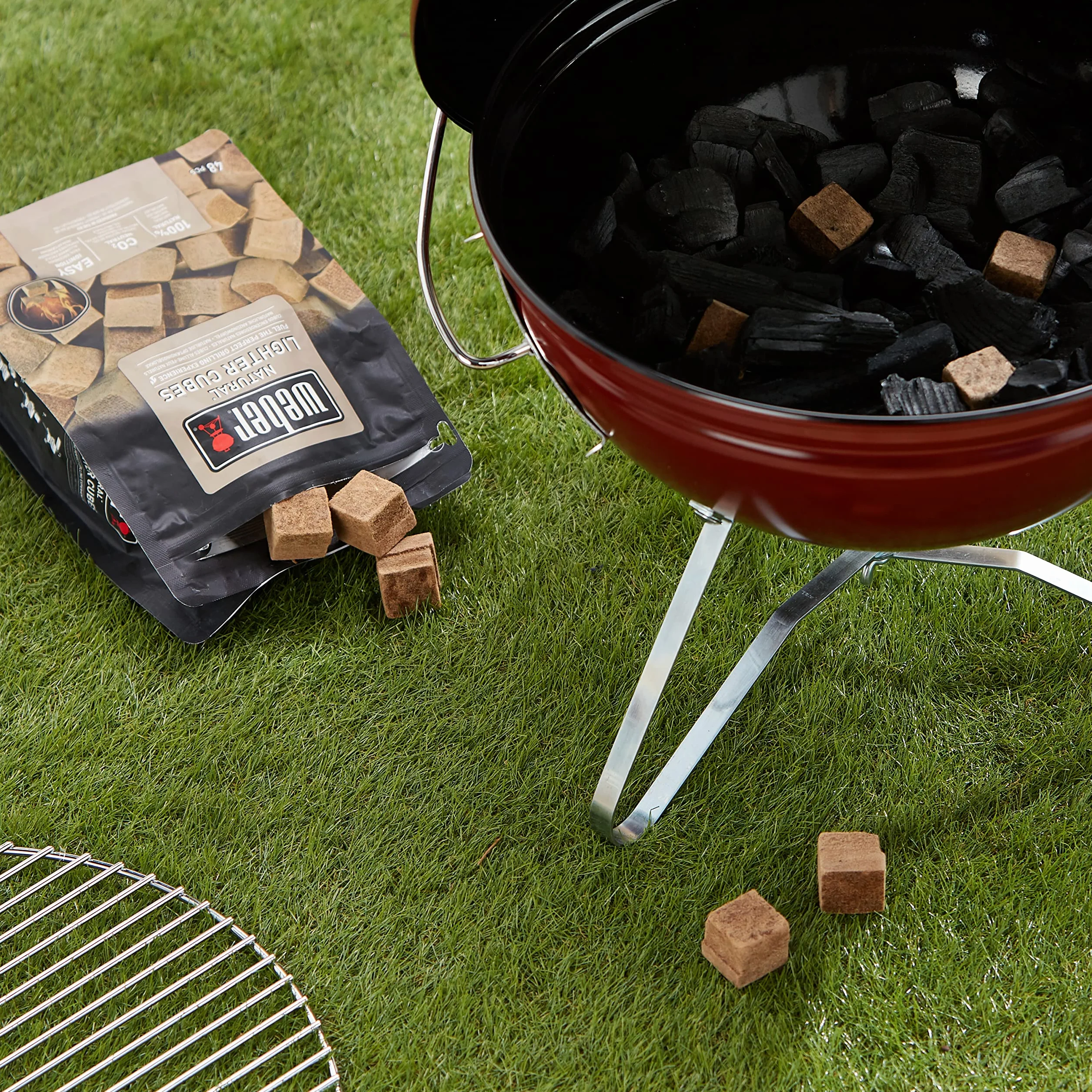 Weber Cubes Allume-feu naturels 48 pièces Accessoire Barbecue allumage Rapide du Charbon et des briquettes