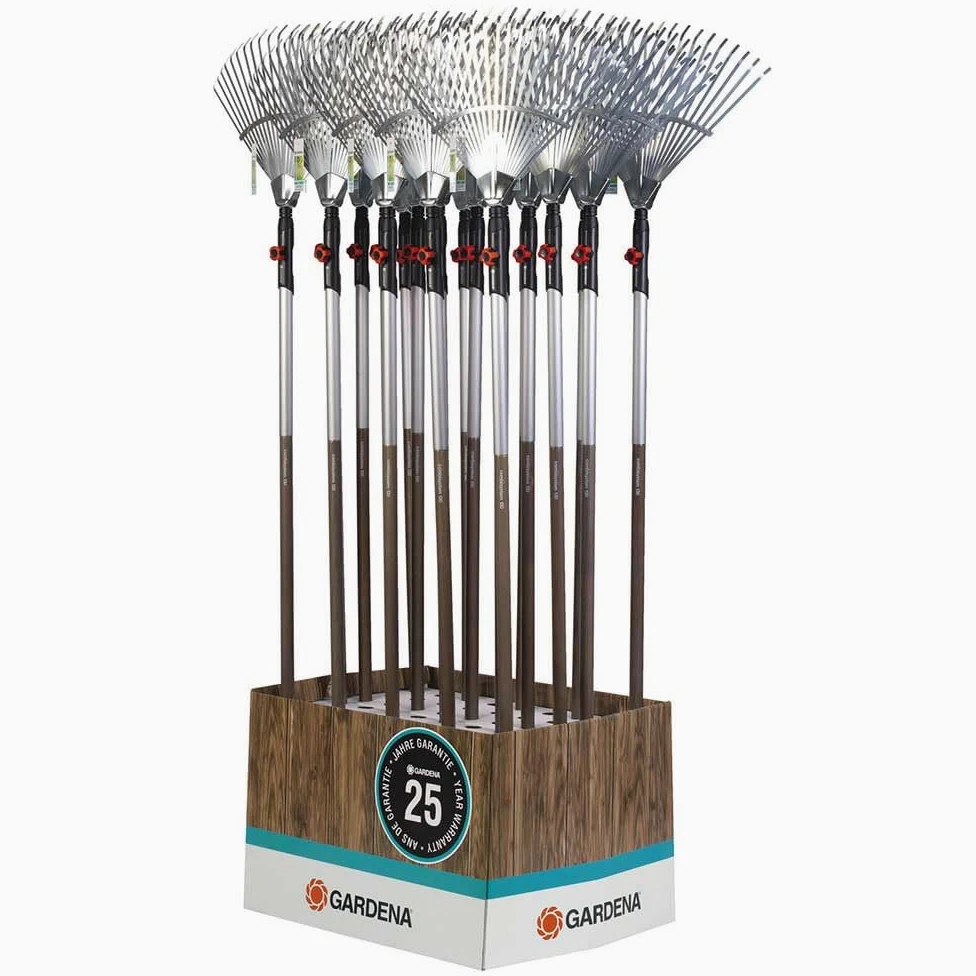 Gardena combisystem balais : Volume des dents d'acier à ressort galvanisées de haute qualité, poignée en bois en bois certifié FSC® 100pour cent , largeur de travail 50 cm (3022-20)