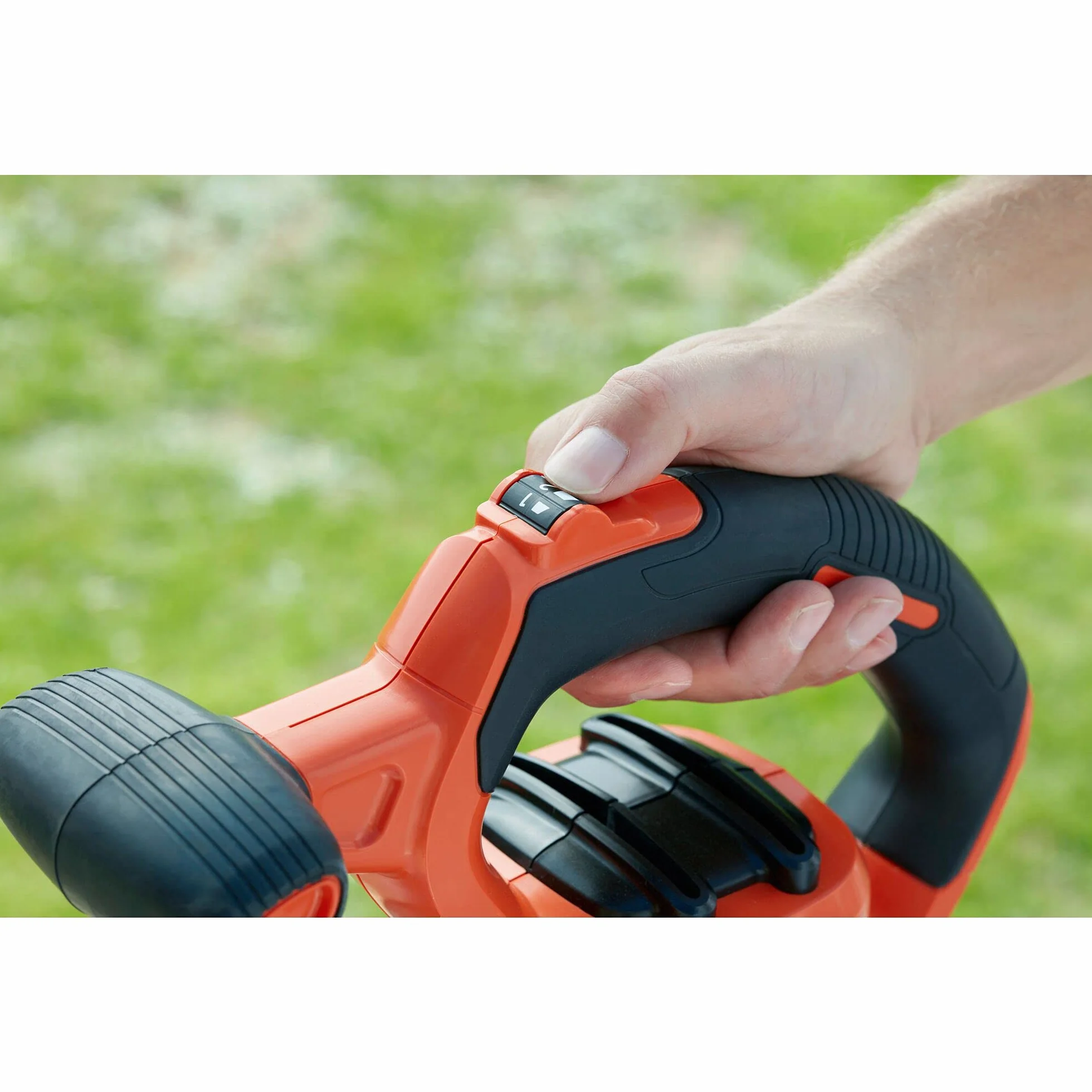 BLACK+DECKER BEBLV301 Aspirateur Souffleur Électrique 3000 W Orange