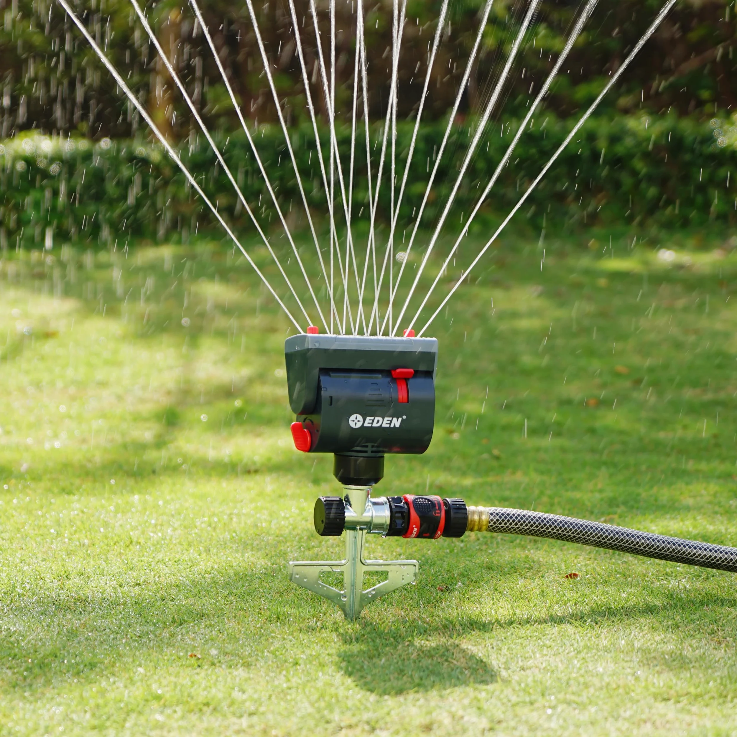 Eden 94145 Mini arroseur oscillant Turbo réglable à 4 Voies avec entraînement à Piquet en étape, très résistant, système d'arrosage de Jardinage, Jardin et pelouse, Couverture jusqu'à 400 m²