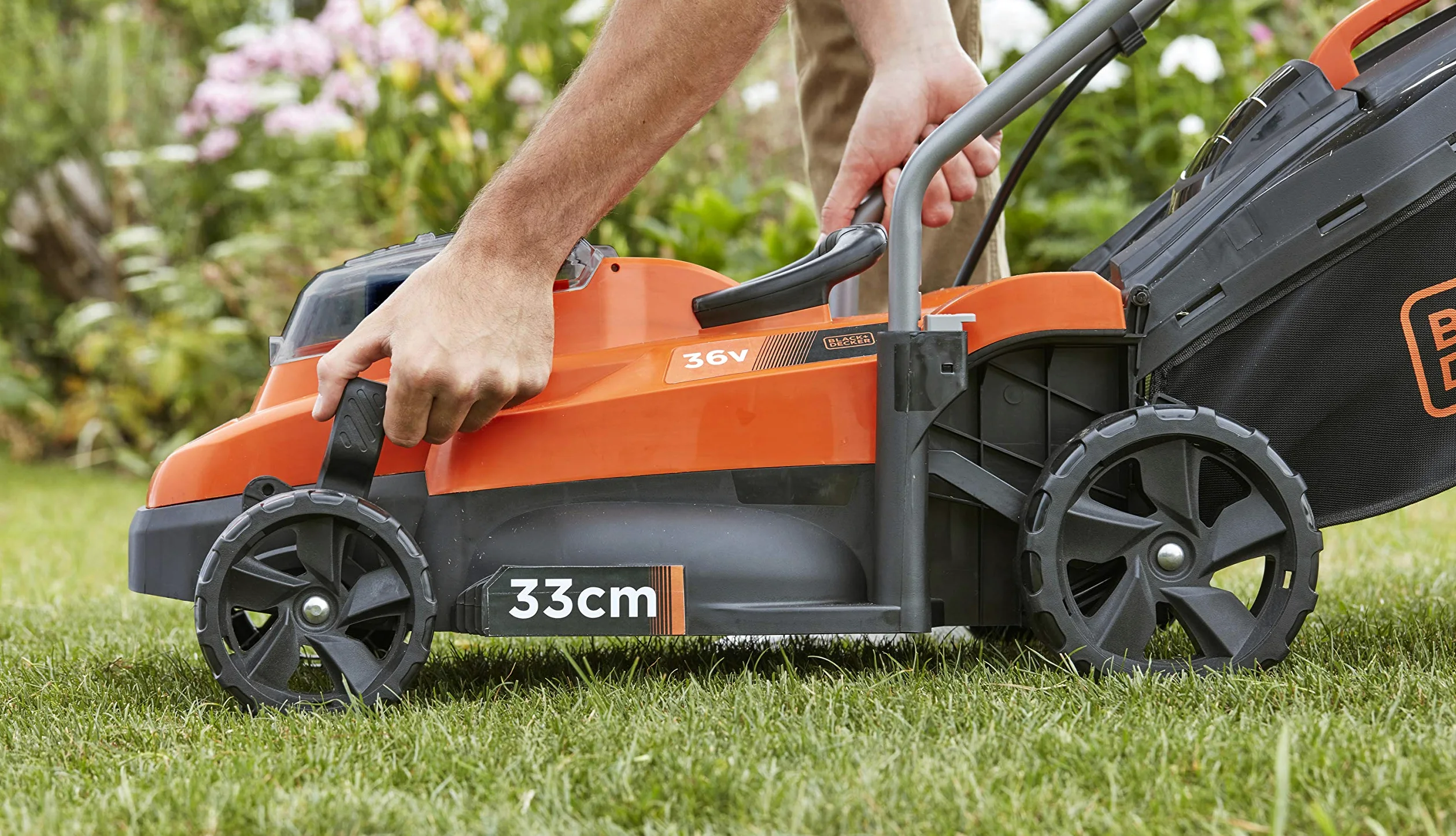 Tondeuse 33cm - sans fil Lithium 36V - 2,5Ah - BCMW3336L1