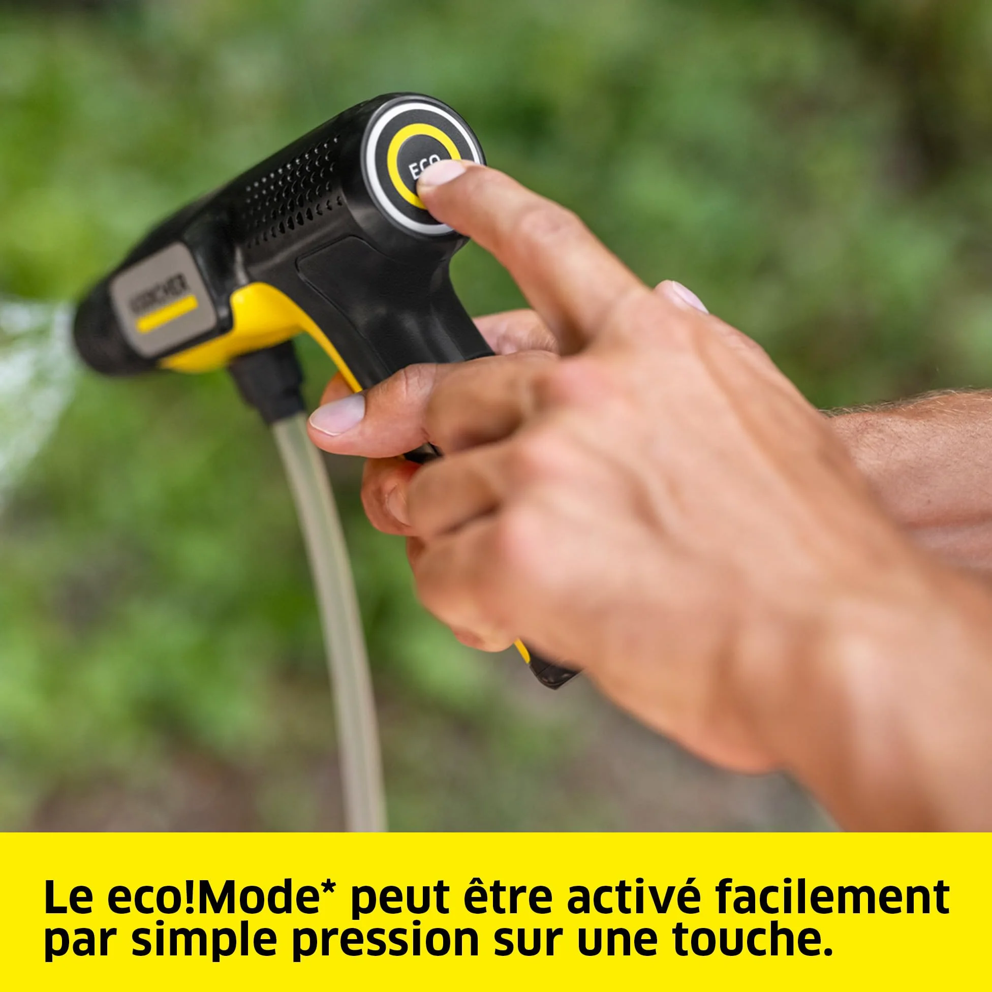 Le Nettoyeur Mobile à Pression OC Compact BA, Pression : 15 Bars, débit d'eau : 150 l/h, autonomie : jusqu'à 30 Min, Poids : 0,8 kg, Batterie Lithium-ION, buse Multi Jet 4 en 1.
