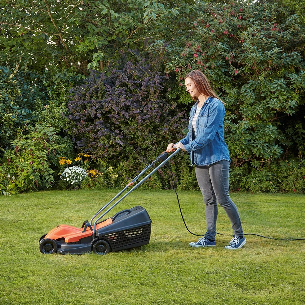 BLACK+DECKER BEMW451 Tondeuse à Gazon Poussée Électrique à fil 1200 W Coupe 32 cm