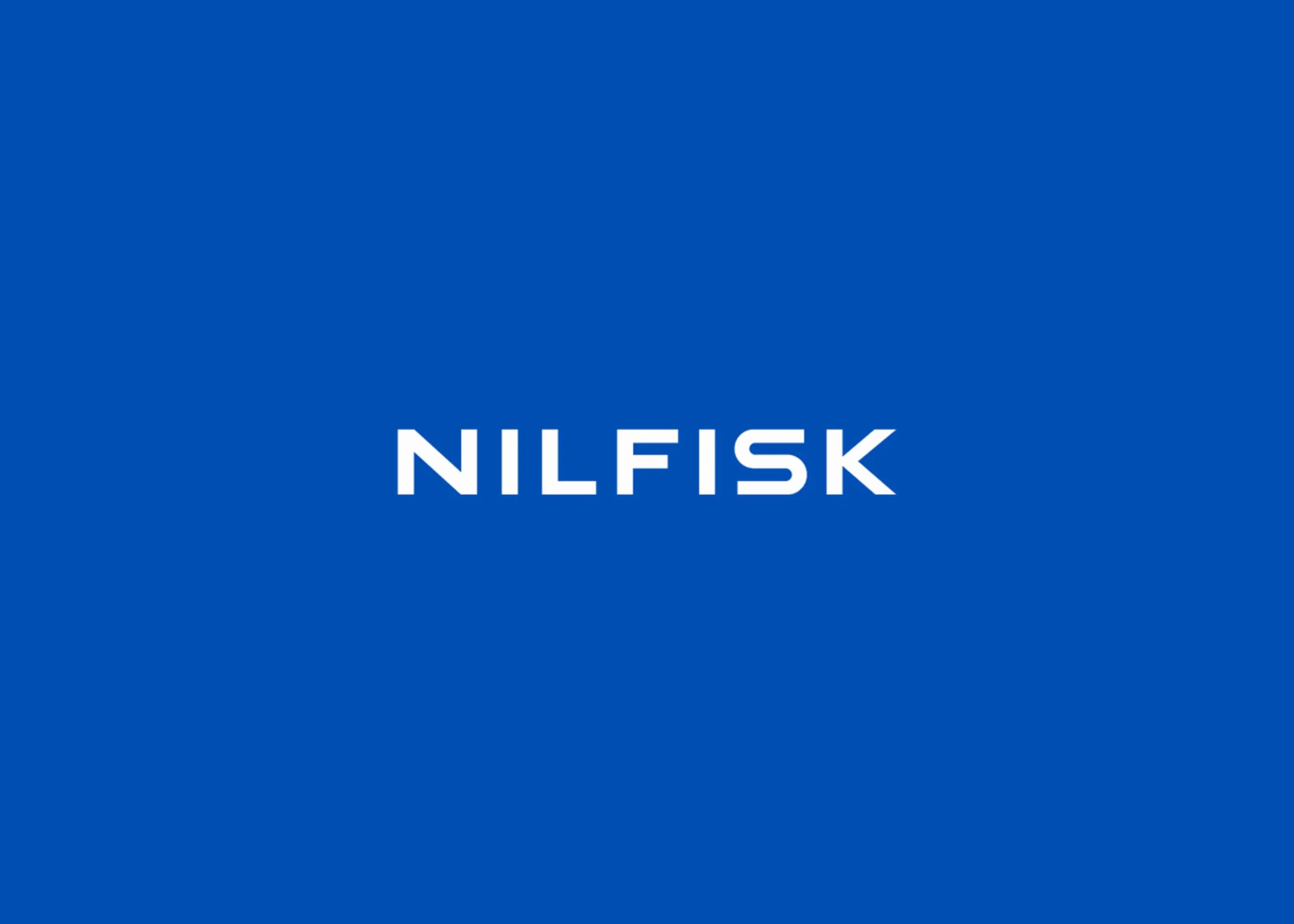 Nilfisk Nettoyeur de terrasse - Nettoyeur électrique pour terrasses en bois avec brosses rotatives et contrôle du débit d'eau (600 W)