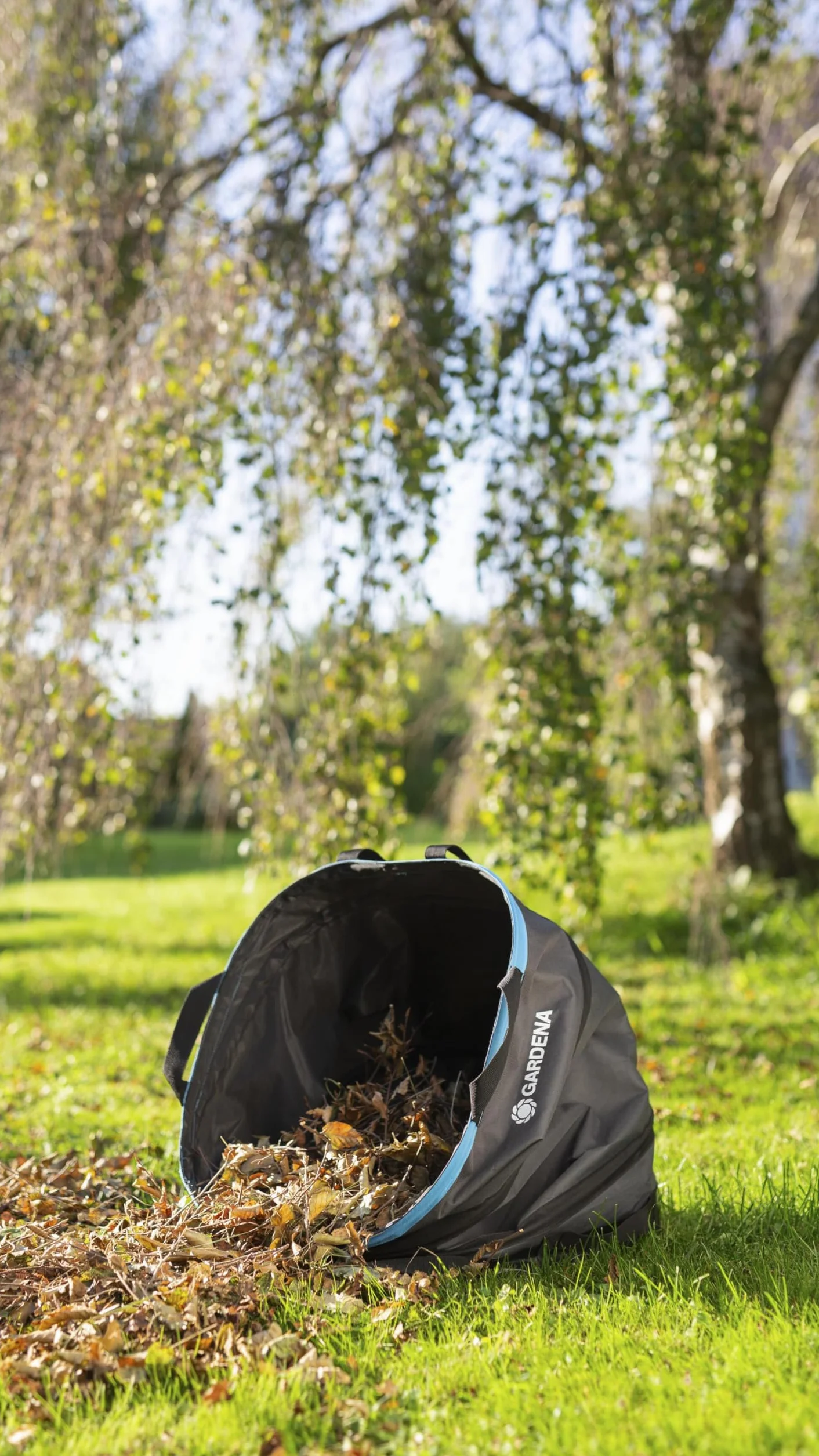 Gardena Sac à déchets de jardin PopUp taille M : sac à déchets rectangulaire, facile à utiliser et pliable, pour le jardin, capacité 130 l, pour le ramassage des déchets verts (11715-20)