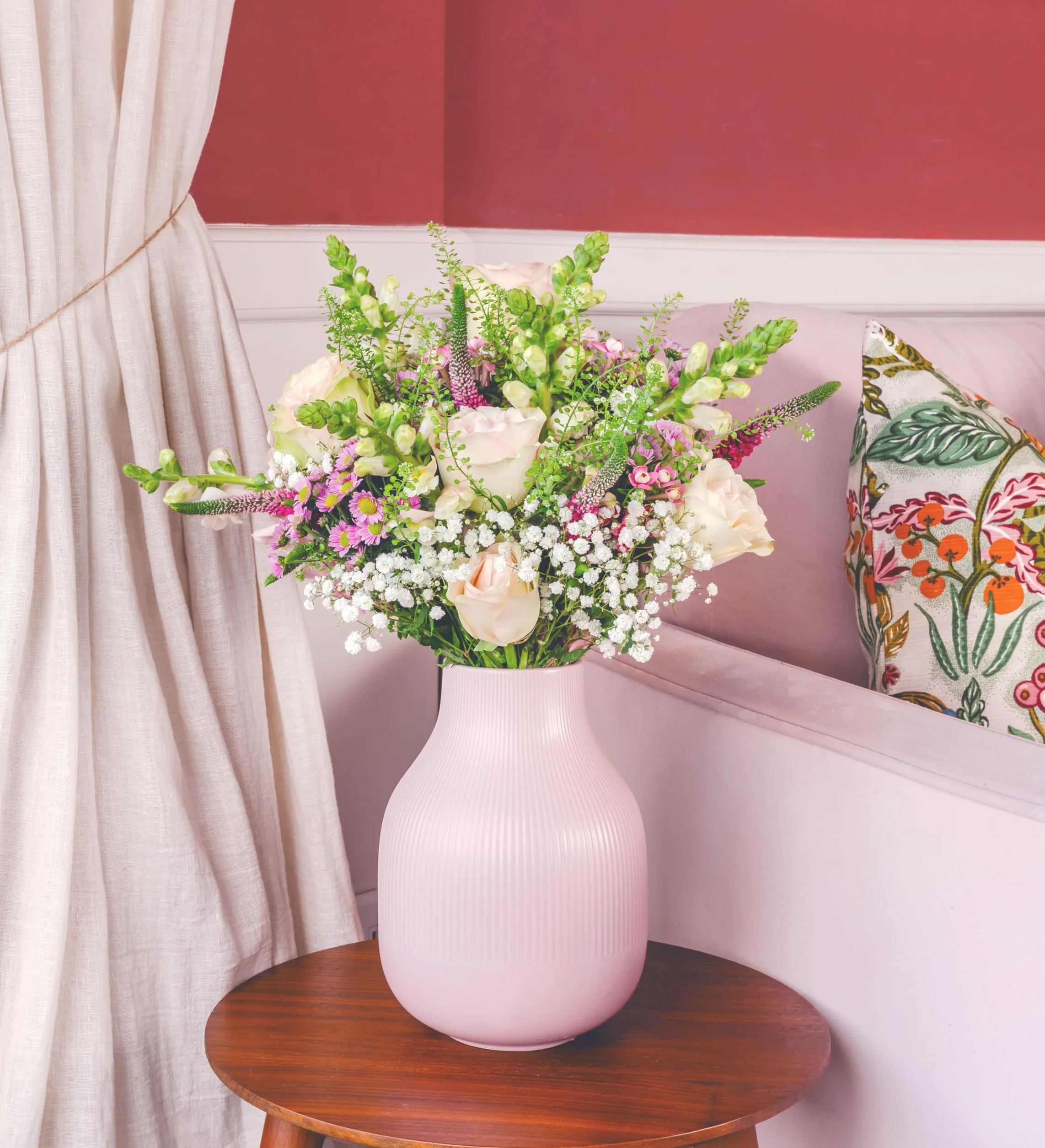Soleil Rose Arrangement de fleurs fraîches livré en main Cadeau élégant taille M