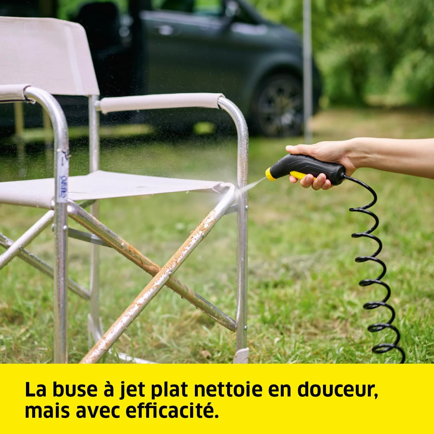 Kärcher Nettoyeur à Pression Mobile OC 3 Plus, Pression Basse Douce, Batterie Lithium-ION, Débit : 2 L/h, Poids : 2,3 kg, Réservoir d'eau : 7 L, Tuyau d'Aspiration Spiralé : 2,8 m, Buse à Jet Plat