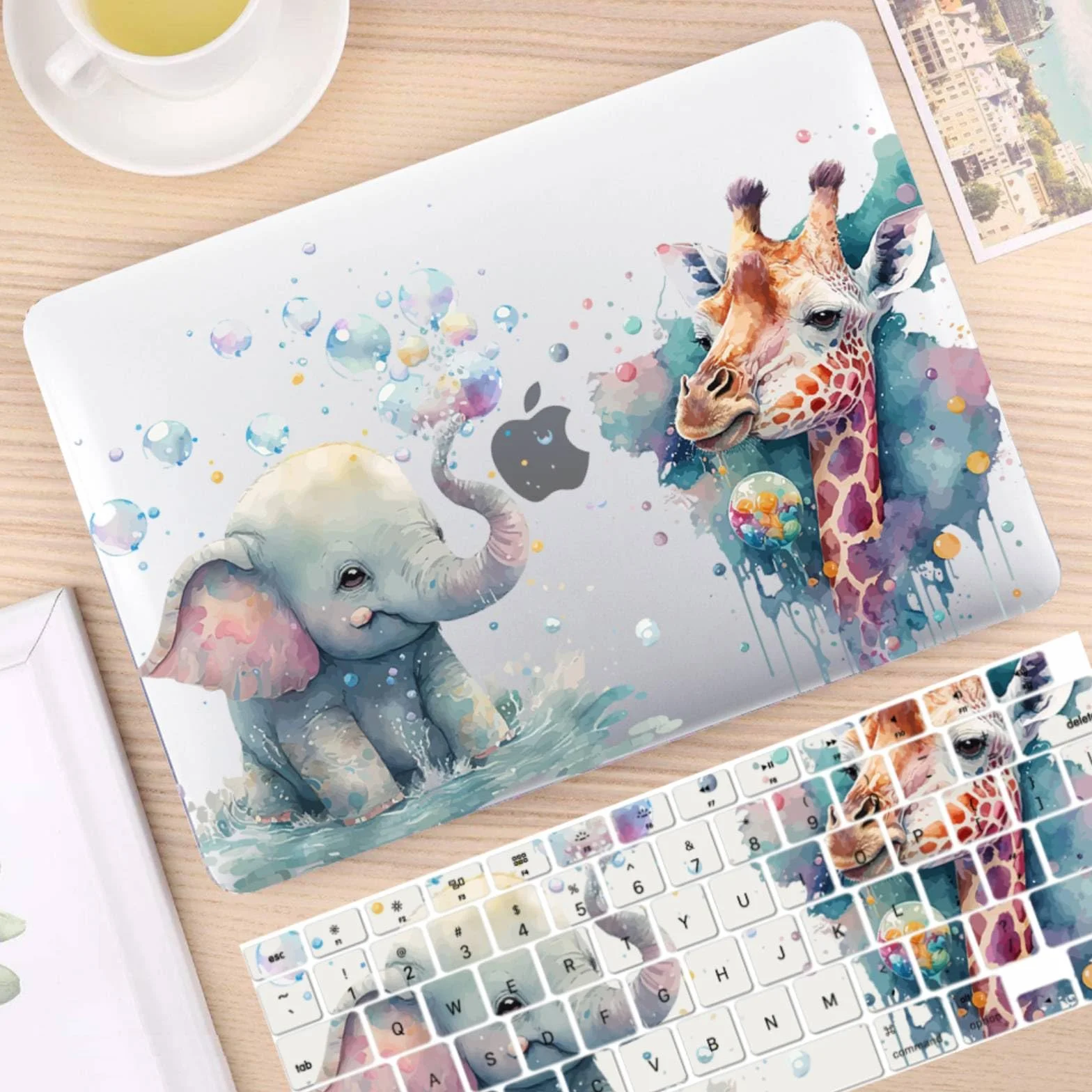 Coque Compatible MacBook Air 13,6 Pouces A2681 A3113 A3240 2022-2025 Écran Retina Mat Étui Plastique Housse Clavier Éléphants Girafes
