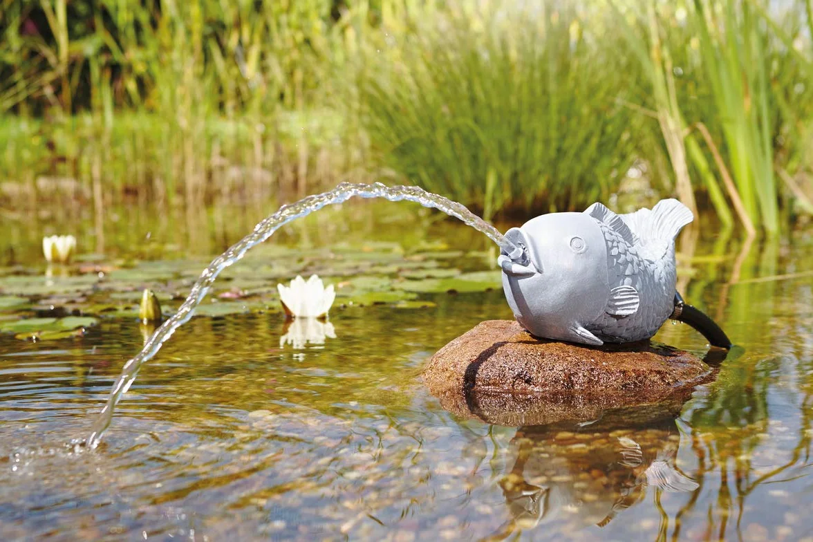 Oase Fisch Gargouille Gris