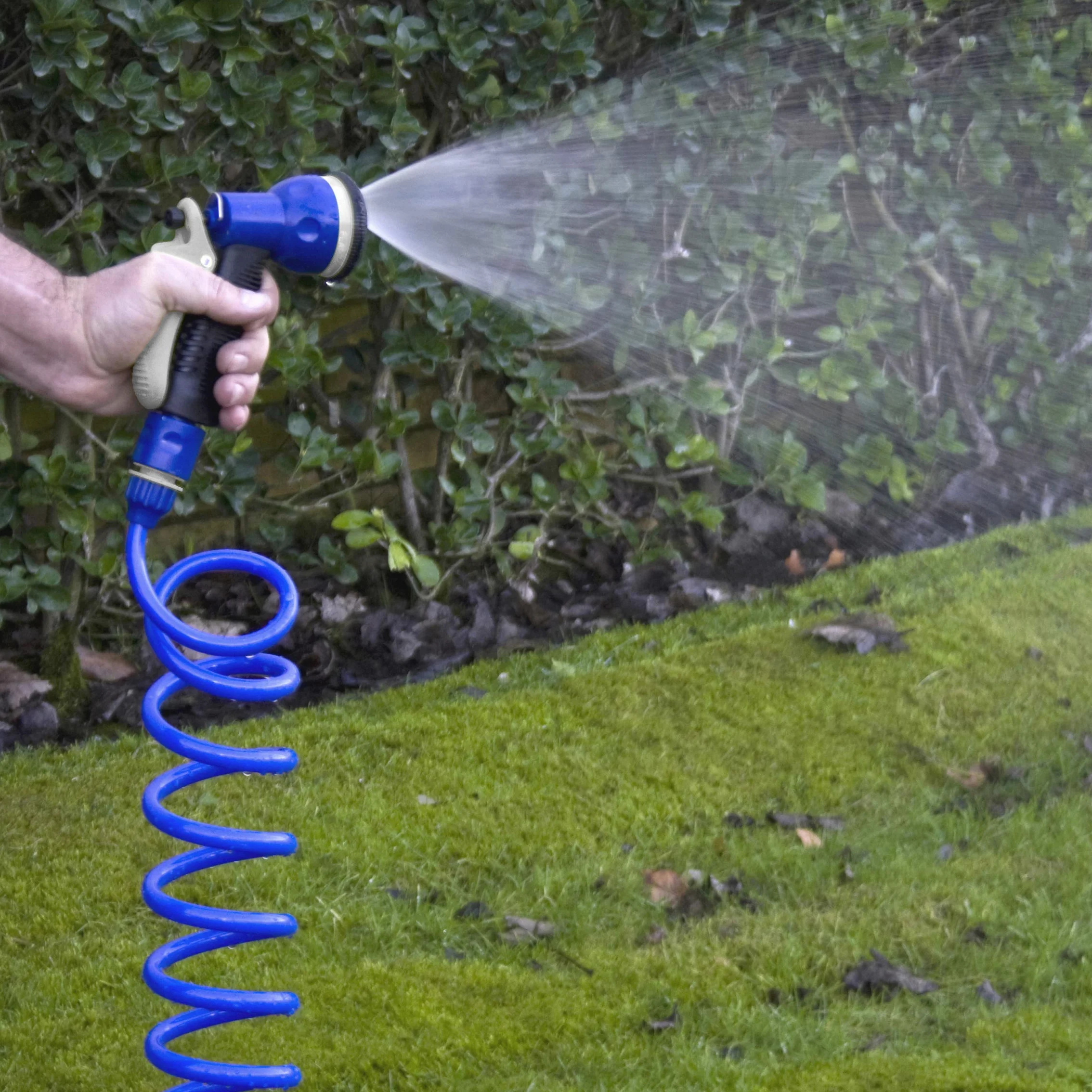 Tatay Kit Tuyau Spirale 10 m Accessoires en Plastique, Usage Quotidien | TATAY Kit Tuyau Spirale 10 m | Fabrication en Plastique | Usage Jardin/arrosage | Usage Quotidien | Conception Fonctionnelle