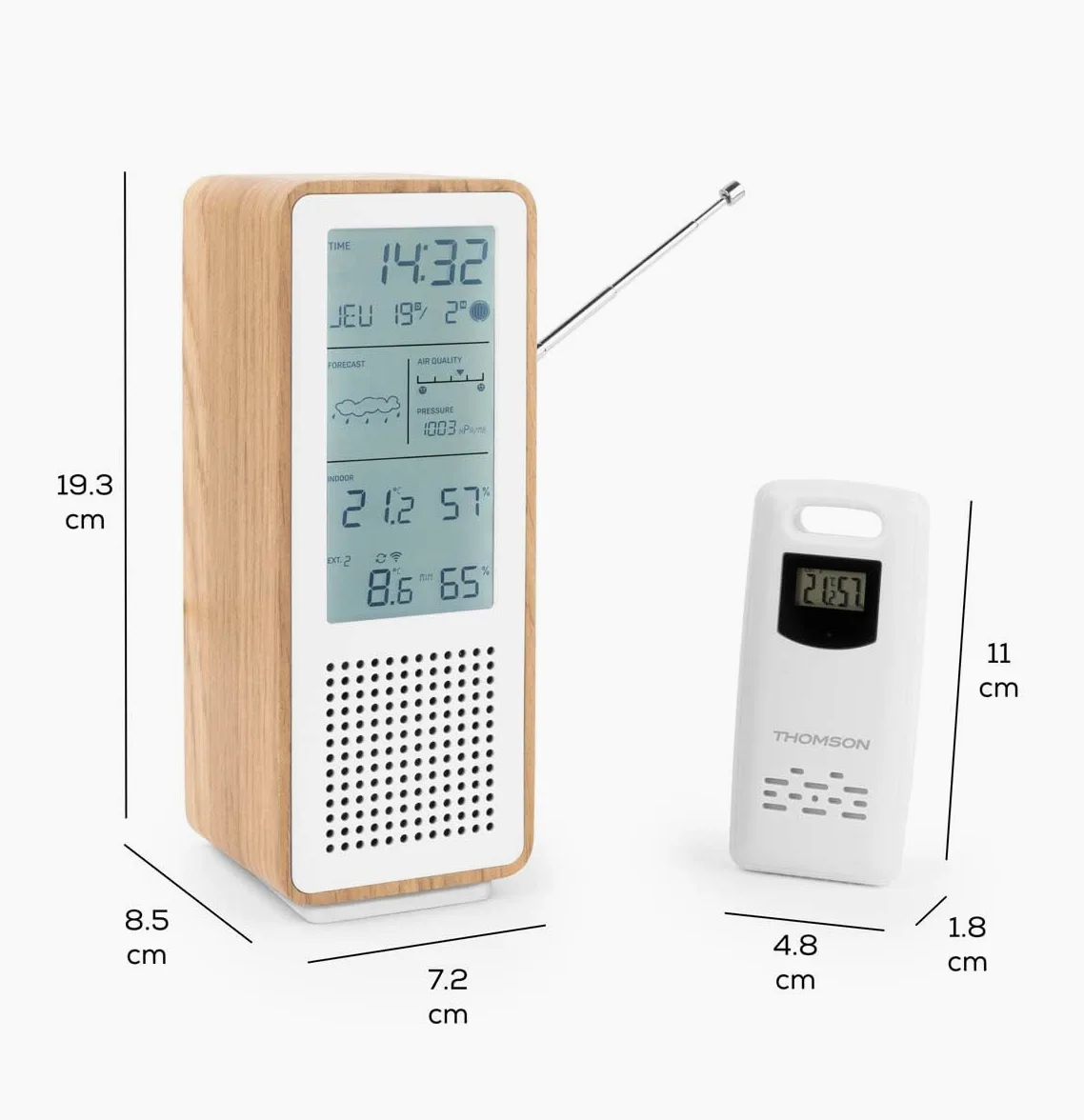 THOMSON Enceinte Bluetooth 5.3 et Station Météo Sans Fil, Radio FM, Horloge Radiopilotée, Thermomètre et Hygromètre Intérieur/Extérieur, Qualité de l'Air, Structure Bois - Blanc - WS102TWH