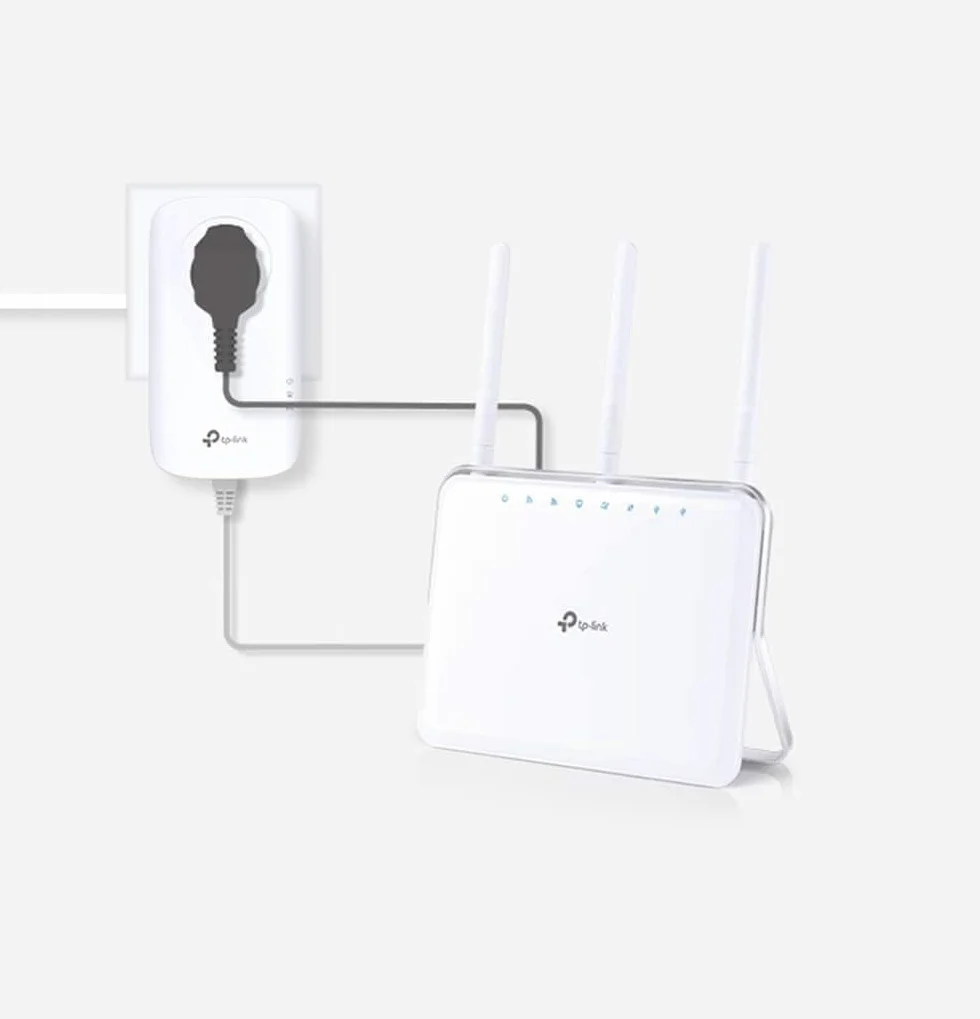TP-Link CPL AV1300 TL-PA8010P KIT 1300 Mbps 1 Port Gigabit Prise Intégrée Pack de 2 Blanc