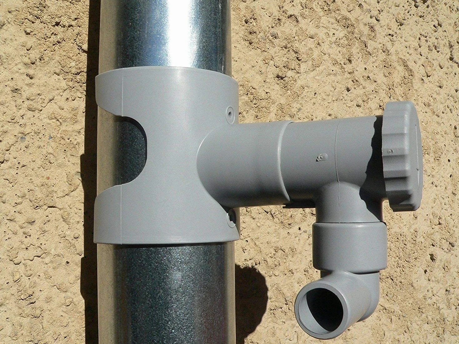 Récupérateur d'eau de pluie CAPT'EAU pour conduits circulaire GRIS