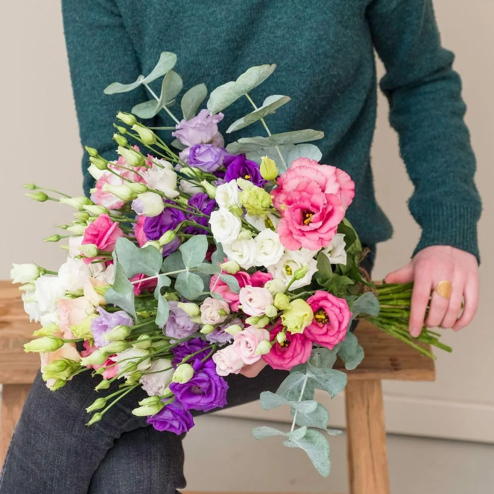 Bouquet de Lisianthus Rose Blanc Violet Fleurs Fraîches Saison Cadeau Anniversaire