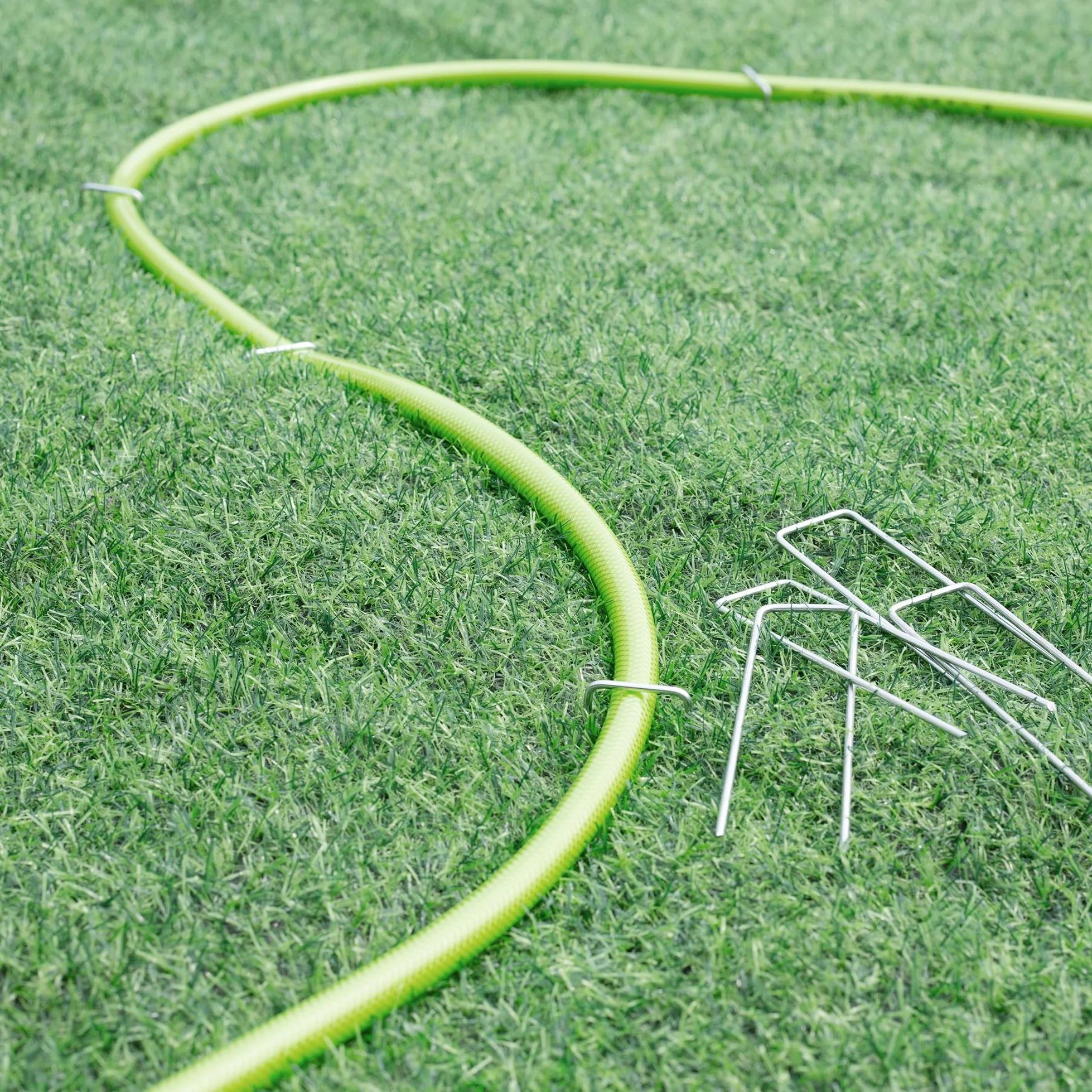 400 Pièces 15cm Piquets de Jardin Robustes de Ø 3 mm - Agrafes en Acier Galvanisé pour Fixer Les Toiles Anti-Mauvaises Herbes, Les Filets et Les Tubes avec 1 Crochet de Ramassage
